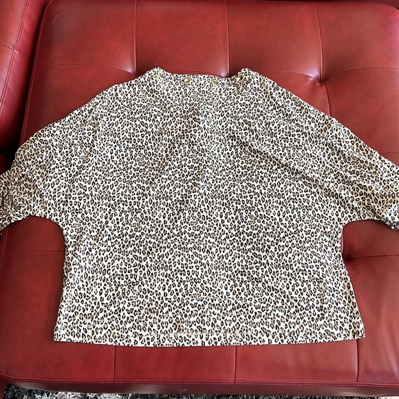 Chicos Cheetah Blouse - Picture 4 of 5